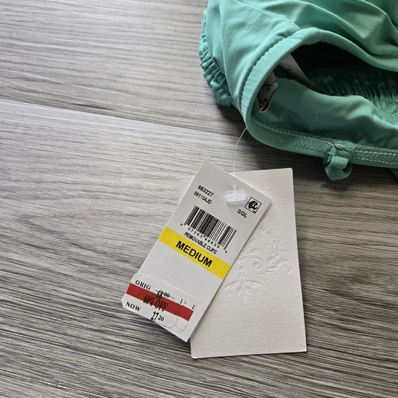 Becca Smocked Sporty Stretchy Cami Bikini Swim Top Turquoise Medium NWT Swimsuit - Picture 4 of 9